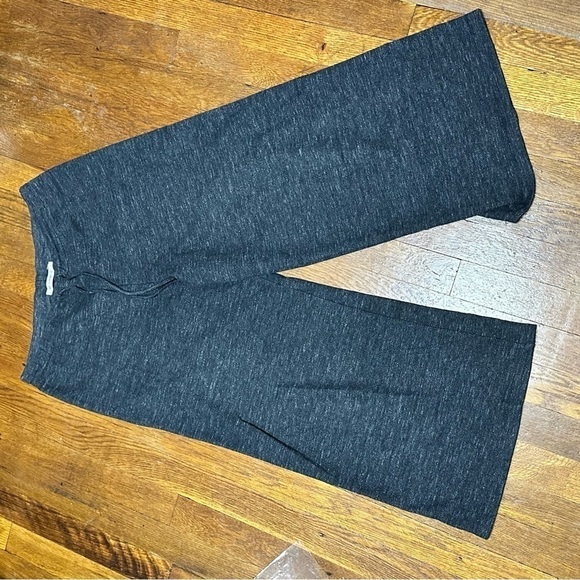 Friday’s Project Medium wide leg cropped pants - Picture 3 of 6